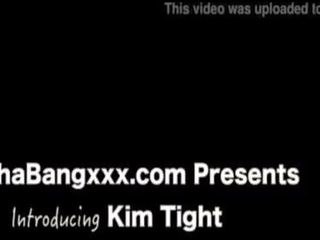 Įvedant kim tight-trailer