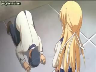 Si rambut perang anime enchantress melakukan seks kaki